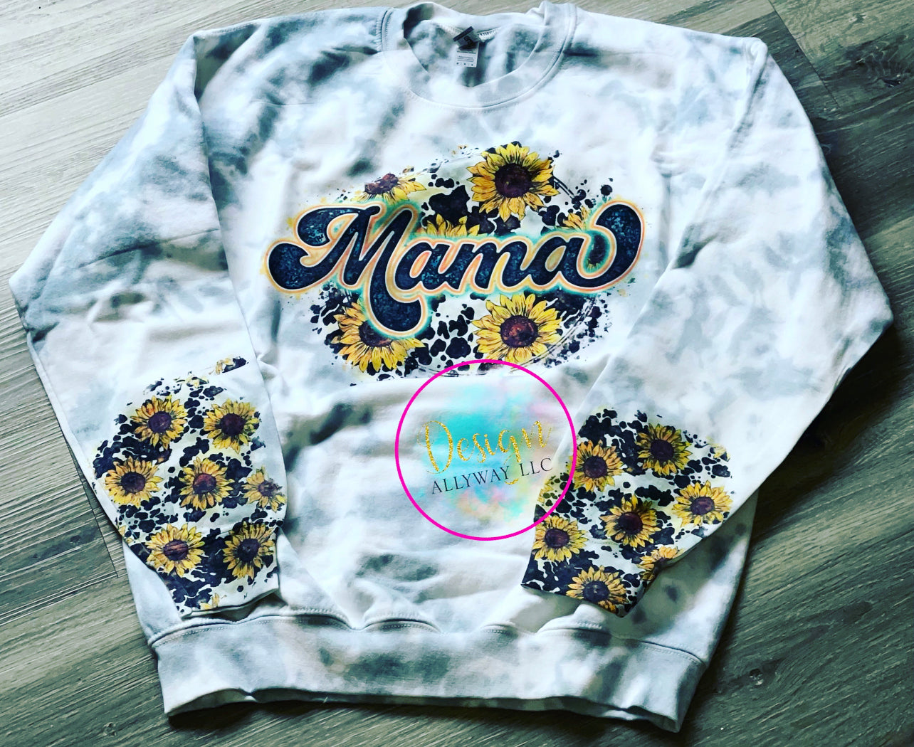 Mama Sunflower Crewneck